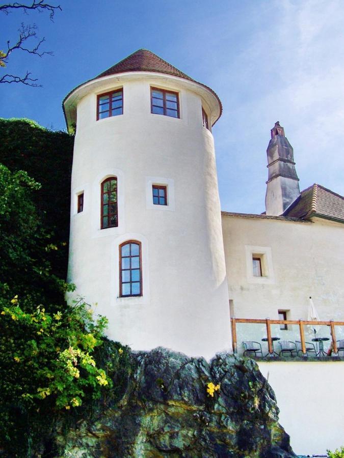 Haus Zum Nibelungenlied Apartment Melk Exterior photo